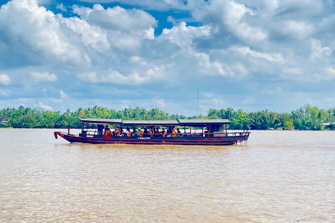 1-Day Explore Non-Touristy Side Of Mekong Delta- Group 10 Max - The 7:30 AM Start and Small-Group Advantage