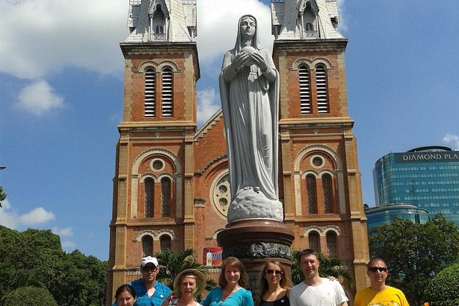 1-Day Ho Chi Minh City & Cu Chi Tunnels-Deluxe Group Of 10 Max - Logistics that affect comfort: group size, vehicle, and pacing