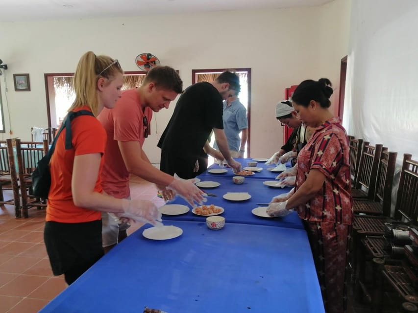 1-Day Less Touristy Mekong River (Cai Be-Vinh Long) trip - Lunch at a leaf-roof restaurant, and the foods to look for