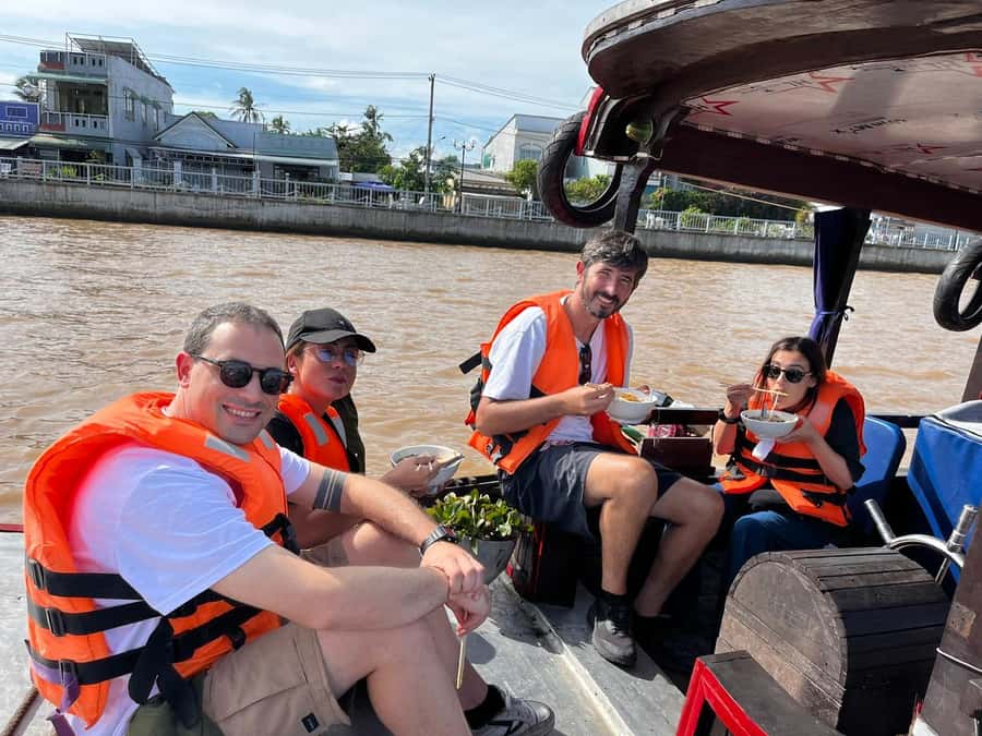 1 Day Mekong Tour: Cai Rang Floating Market & MyTho-Ben Tre - Boat breakfast and coffee: small waves, big atmosphere