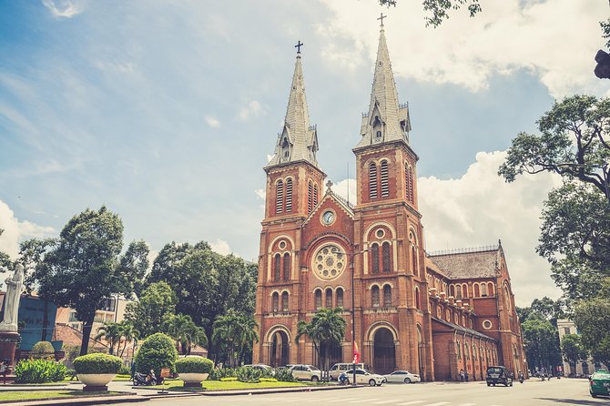10-day Small-Group Vietnam Highlight Tour - Small group of up to 15, with transfers that cut decision stress