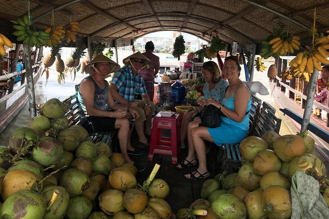 2-Day Mekong Delta and Floating Markets Private Tour - Day 1: From the Cai Be Pier to Vinh Long Canals