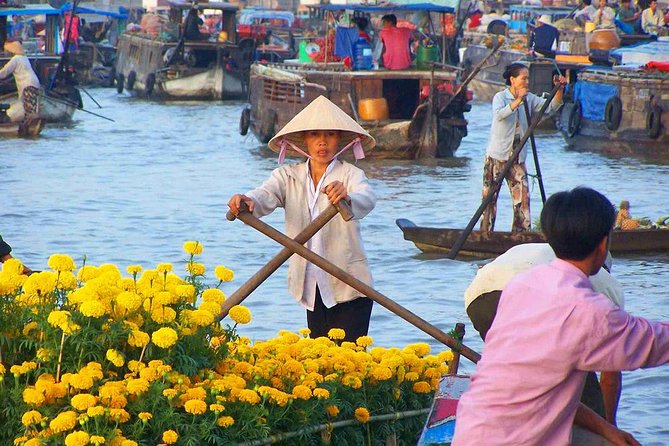 3-Day Mekong Delta Tour including: Cai Rang floating market - Day 1: Mekong River transfer into My Tho and first taste of delta life