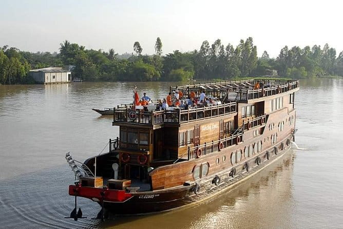 3 Days Mekong Delta Luxury Group Tour from Ho Chi Minh City - Hotels, meals, and what you are actually paying for