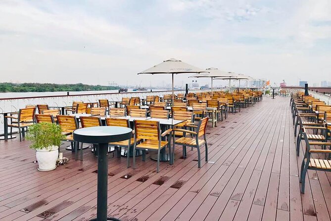 3 Hours Dinner With Luxury Princess Yacht On Sai Gon River - Dinner afloat: music, performances, and the onboard pace