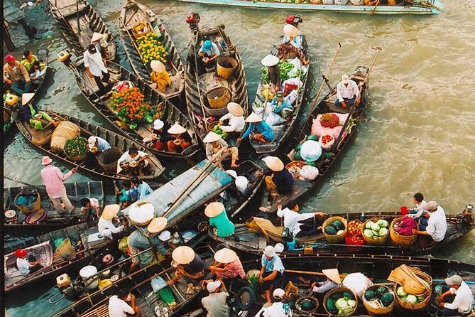 5-Day Best of Southern Vietnam: Cu Chi Tunnels & Mekong Delta - Ho Chi Minh City on land: Reunification Palace, war museum, then Cu Chi
