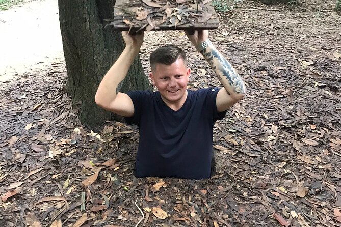 6 Hours Historical Tour in Cu Chi Tunnel with Free Snack - The kind of guide that makes history stick