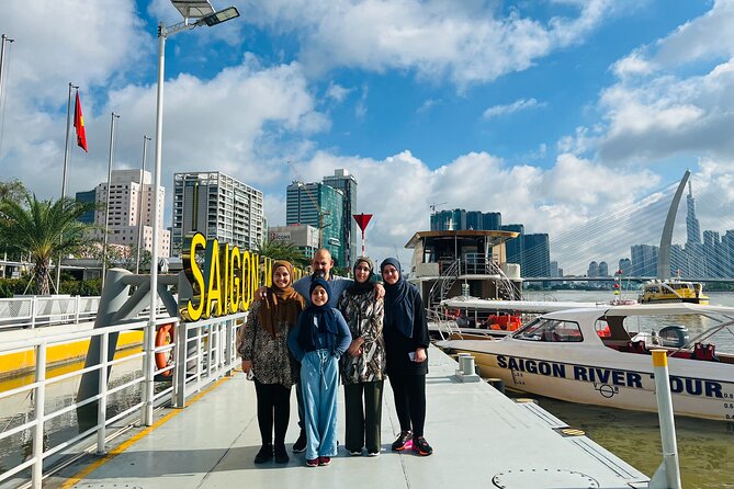 Authentic Mekong Delta Tour With Local Experts By SpeedBoat - Canals by sampan and honey tea with traditional southern music