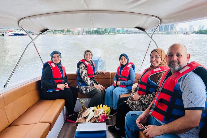 Authentic Mekong Delta Tour With Local Experts By SpeedBoat - Bicycle around the island and eat lunch in style