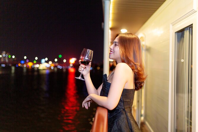 Ben Thanh Princess: Luxury Dinner Cruise on Saigon River - Dinner and entertainment: Vietnamese cuisine with live music energy
