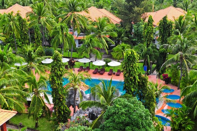 Big Promotion | 3 - 4 Star Beach Resort | From Ho Chi Minh To Mui Ne 2 Days Tour - Leaving Ho Chi Minh City: Meeting Point and the Real Travel Rhythm