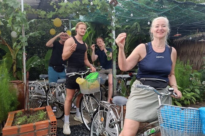 Biking and Cooking Class in Can Tho Rural - Getting Started in Can Tho: Pickup, City Sights, and the Outskirts Garden