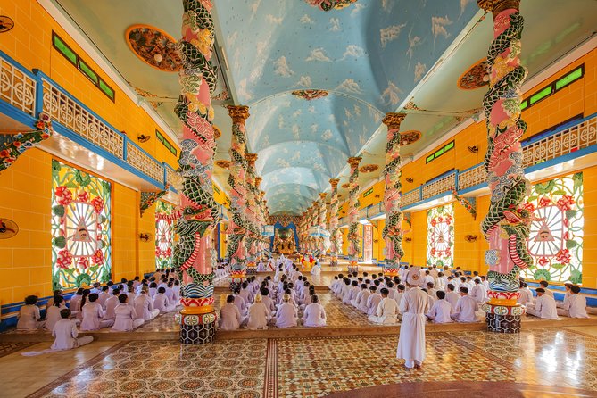 Black Virgin Mountain, Cao Dai Temple & Ben Duoc Cu Chi Tunnel - The Cao Dai Holy See ceremony, what to watch for