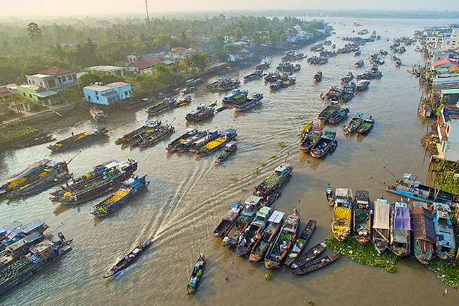 Cai Rang Floating Market - Mekong Delta 2 Days 1 Night - Early Cai Rang Floating Market at 6:00 am, what you should expect