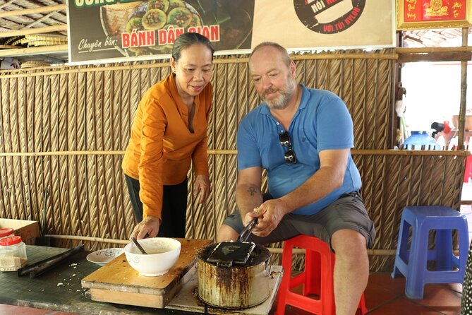 Can Tho day tour: fruit garden&floating fish farm in Son islet - Traditional Mekong Delta House: Local Trades, Stories, and Cake Time