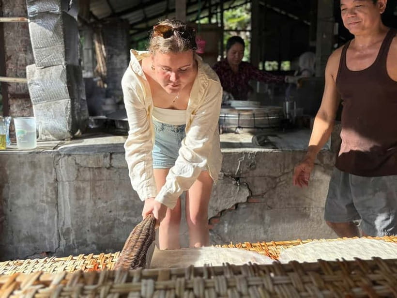 Can Tho: Floating Market, Cacao & Canals with French Guide - Quiet Canals and Countryside Village Walk