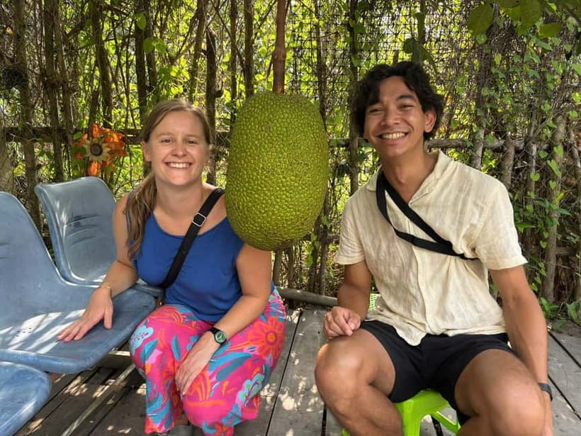 Can Tho: Floating Market, Cacao & Canals with French Guide - Cai Rang Floating Market on a Wooden Sampan