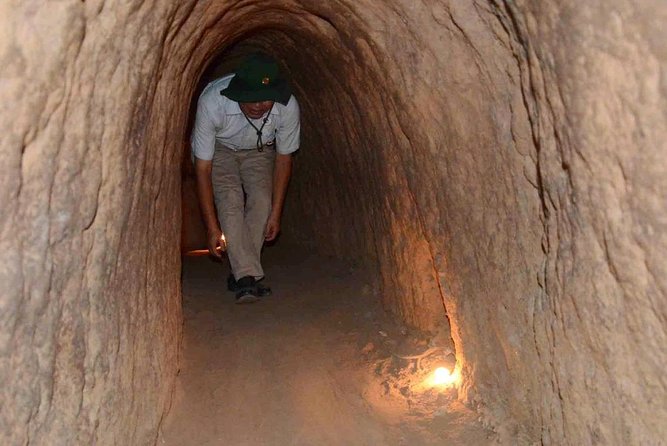 Chu Chi Tunnel With Cao Dai Temple Tour From Ho Chi Minh - Getting there: pickup, A/C comfort, and real time management