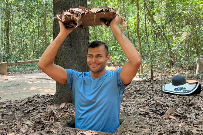 Combine Cu Chi Tunnels & City Tour by DGT - Saigon Central Post Office and Notre-Dame Cathedral: the French-era photo stop