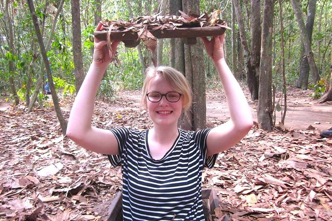 Cu Chi Tunnel & Cao Dai Temple One Day Private Tour - Walking the Line Between Understanding and Feeling the Weight