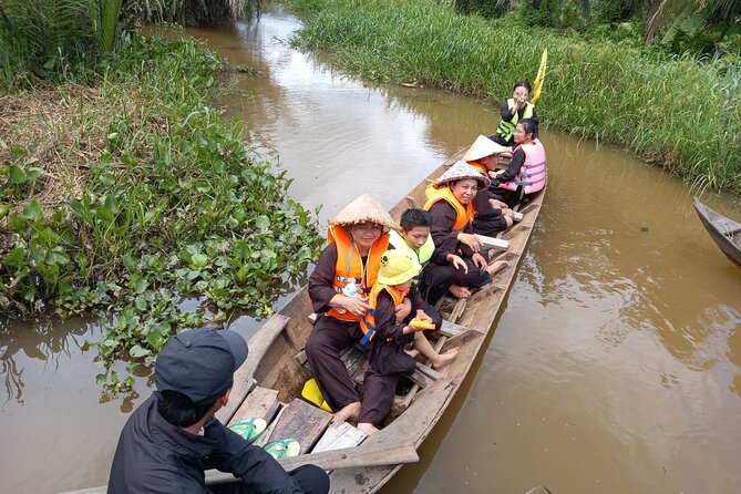 Cu chi Tunnel & Mekong Delta Full Day BBQ Lunch Lux Group 10 pax - Lunch on the Mekong side: Vietnamese BBQ and local chef time