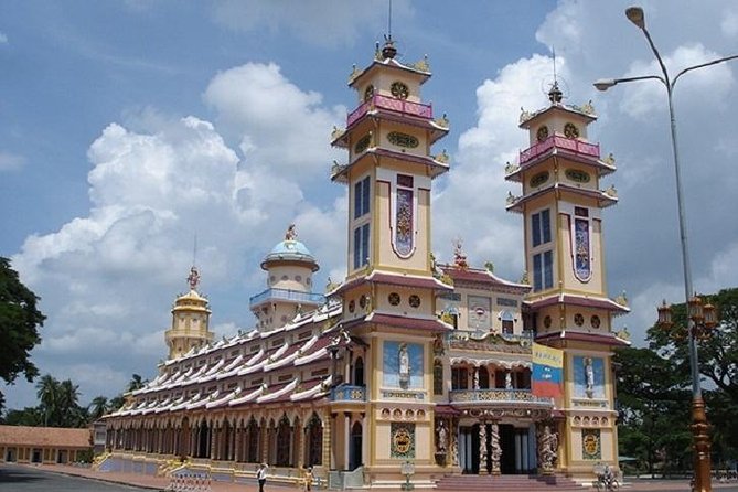 Cu Chi Tunnels and Cao Dai Temple private tour full day - A 9-hour private day linking Cu Chi and Cao Dai
