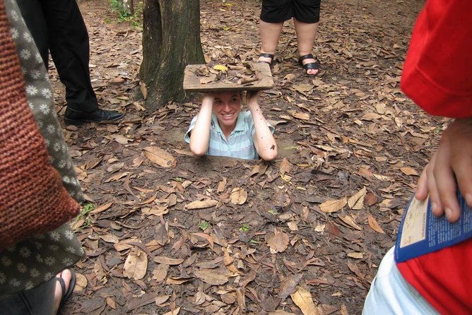 Cu Chi Tunnels and Cao Dai Temple private tour full day - Why a strong English guide changes everything