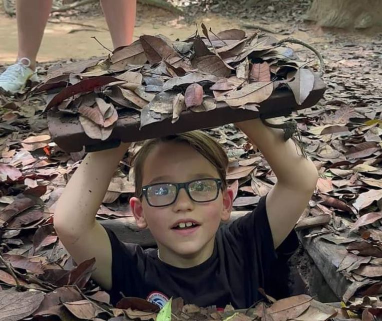 Cu Chi Tunnels and Mekong Delta Full Day Tour - Hand-rowing sapan and a riverside lunch you’ll actually want