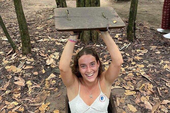 Cu Chi Tunnels & Mekong Delta Tour with VIP Limousine Transfer - Lunch break and the small comforts that keep the day manageable