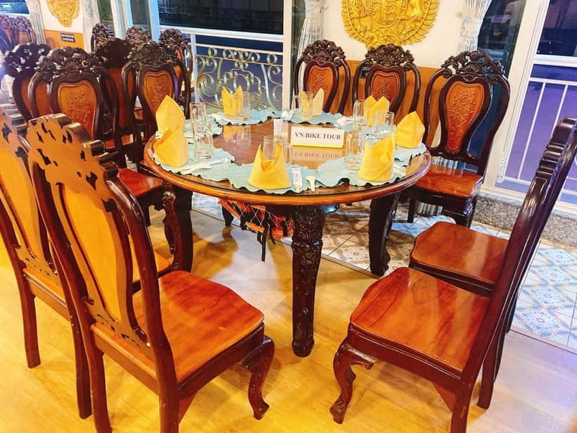 Experience Dinner On Luxury Cruise Along Saigon River - Timing and the end of the night, plan your return