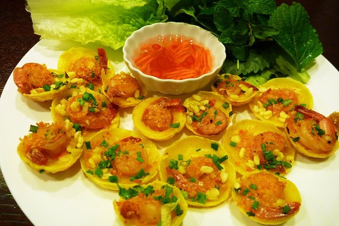 Explore Can Tho City tour combine Local Food tour - in afternoon - The flow: afternoon city sights that turn into a night market meal