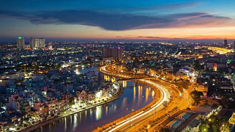 Explore The Most Tourist Attractions In Ho Chi Minh City - Cho Lon (Binh Tay Market) and Thien Hau Pagoda in Chinatown
