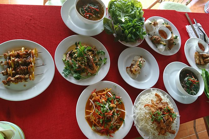 Explore Vietnamese Cuisine: Cooking Class from Ho Chi Minh City - Fresh fruit, jasmine tea, and an organic farm you can taste