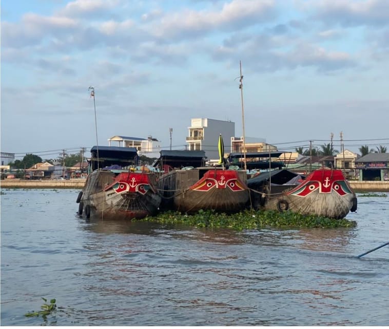 floating market boat trip everyday - The wooden boat ride: sunrise, coffee, and river sounds
