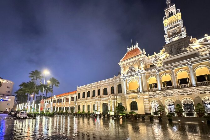 [Free E-sim] Evening Walking Tour in Saigon - Pace and timing: what 2 hours feels like on the street