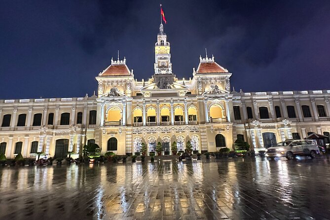 [Free E-sim] Evening Walking Tour in Saigon - President Ho Chi Minh Statue: stories that make the city’s symbols make sense