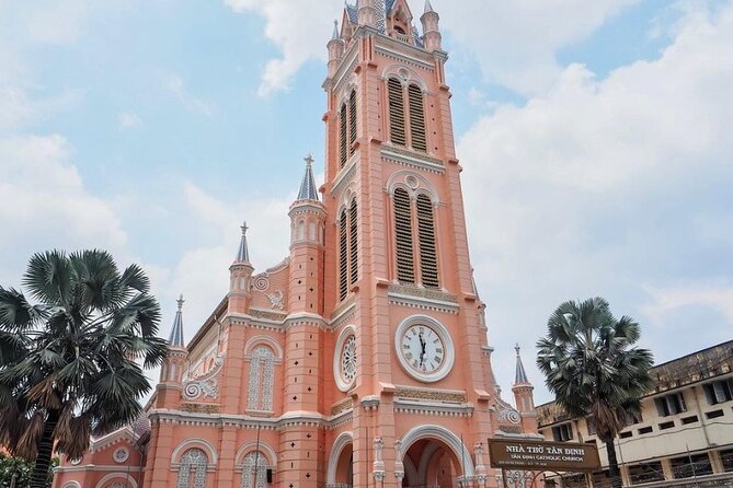 [Free E-sim] Half day Instagram Cafe Tour in Ho Chi Minh - Getting oriented fast at the Saigon Central Post Office