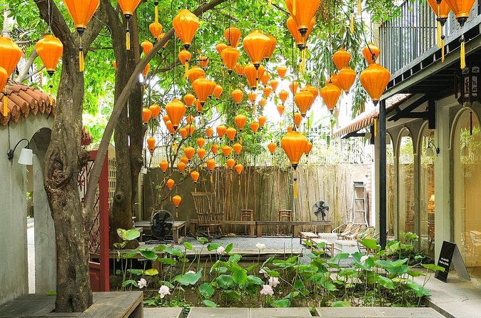 [Free E-sim] Half day Instagram Cafe Tour in Ho Chi Minh - Price and what you actually get for about $30.15