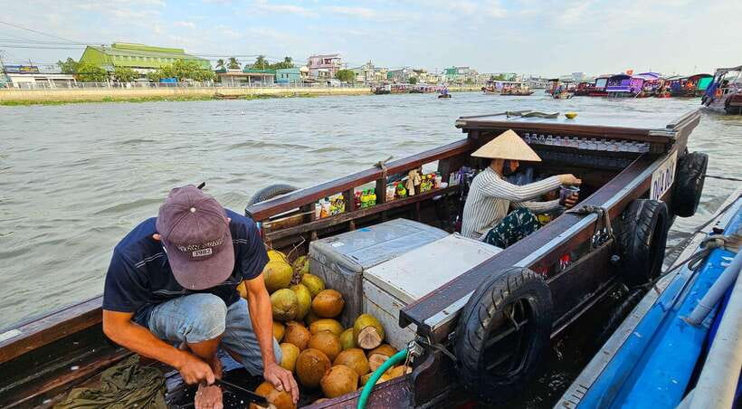 From HCM: Mekong Delta Can Tho Floating Market 2-Day Tour - Transportation mix, comfort notes, and how to not get worn out