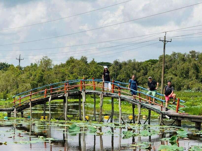 From Ho Chi Minh City: Tan Lap Floating Village Eco Day Tour - Lunch in the village, what you should expect