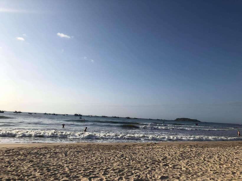 From Ho Chi Minh: Mui Ne Sand Dunes and Beach Day Tour - Lunch in Mui Ne: included meal, local flavors, real break