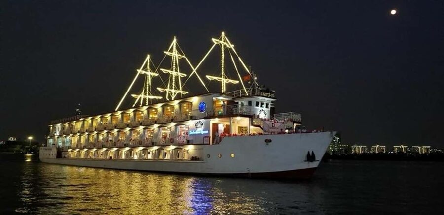 From Ho Chi Minh: Private Table Dinner on cruise Saigon - The views: what you are really paying for