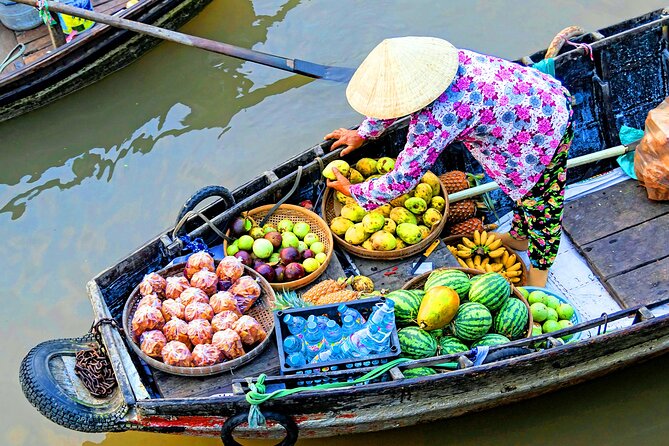 Full Day Can Tho Private Tour Cai Rang Float Market and Con Son - Cai Rang Floating Market: the best part is being on the water, early