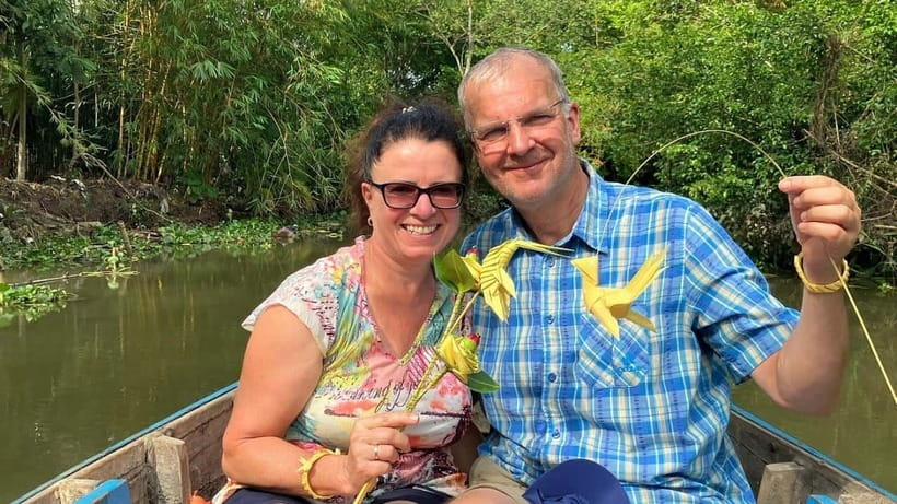 Ho Chi Minh: Authentic boat trip - Cai Rang Floating Market - Entering Cái Răng: breakfast on the water, fruit, and real vendor chats