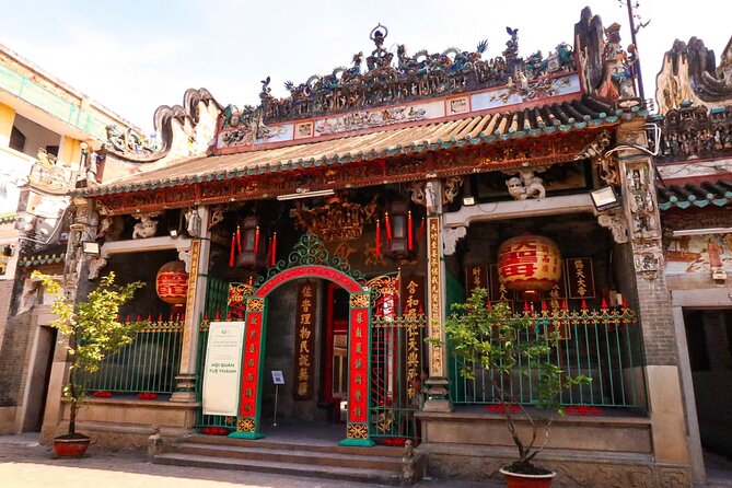 Ho Chi Minh Best Walking Tour: Food, Coffee & History - Private group, English-fluent guides, and why that matters
