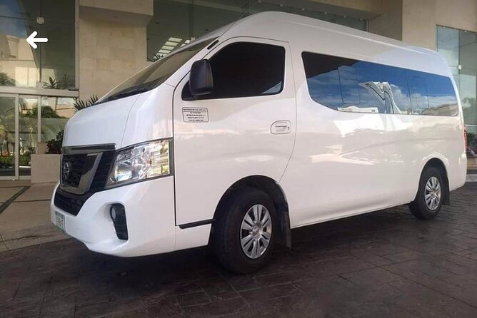 Ho Chi Minh City Airport (SGN) to Ho Chi Minh hotels - Arrival Private Transfer - The Ride Itself: Clean Cars, English-Friendly Drivers, and a 50-Minute Window