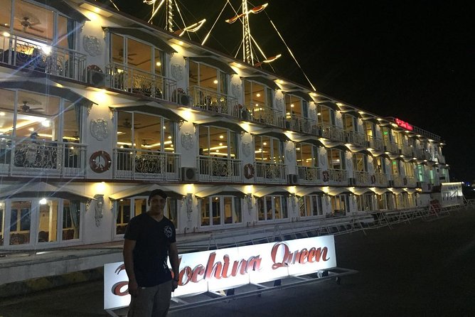Ho Chi Minh City by Night - Dinner on River Junk - War Remnants Museum, and the mood it sets
