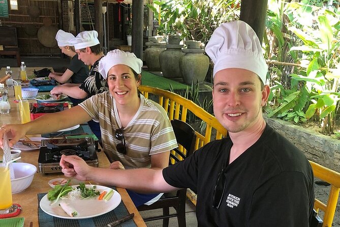 Ho Chi Minh City Cooking Class in Local's Home - District 1 Meet-Up: Getting Started Near Pham Ngu Lao