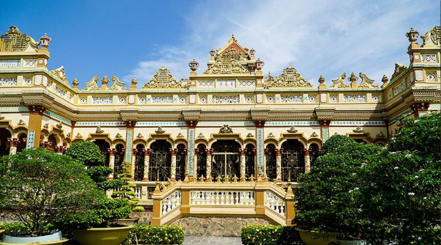 Ho Chi Minh City: Discover Mekong Delta & Coconut Village - Lunch, vegan options, and the snacks that make the long day easier