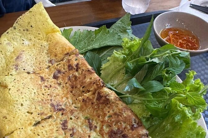 Ho Chi Minh City Food Tour with 8+ Authentic Local Tastings - Stop 1 at Ben Nghe Street Food: your first bites set the bar